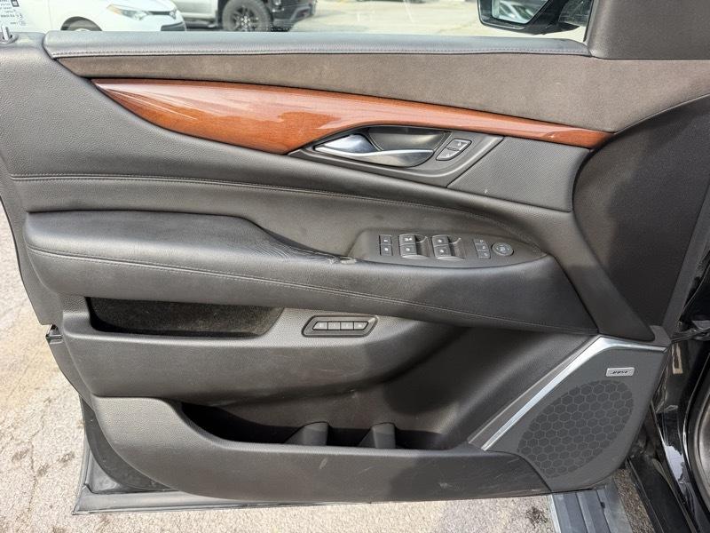 Cadillac Escalade Premium 4WD 2015