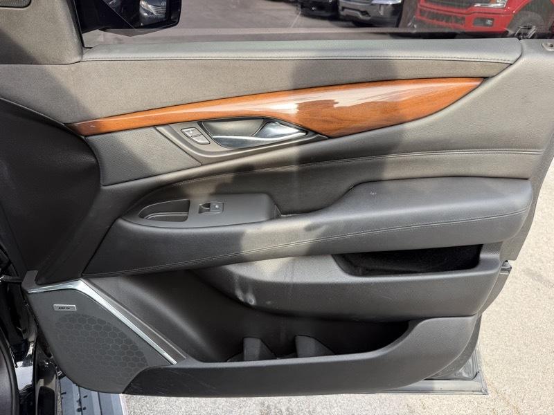 Cadillac Escalade Premium 4WD 2015