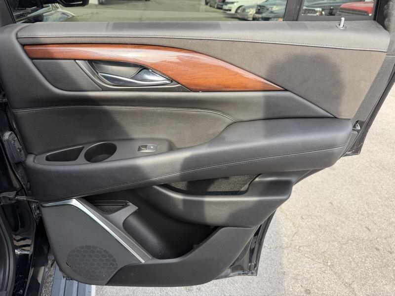 Cadillac Escalade Premium 4WD 2015