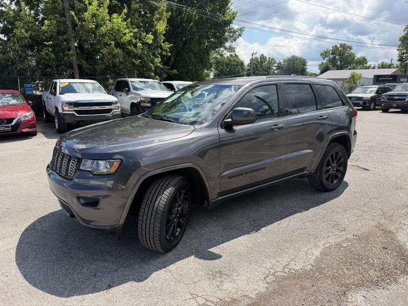 Jeep Grand Cherokee Laredo 4WD 2018