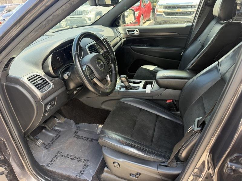 Jeep Grand Cherokee Laredo 4WD 2018