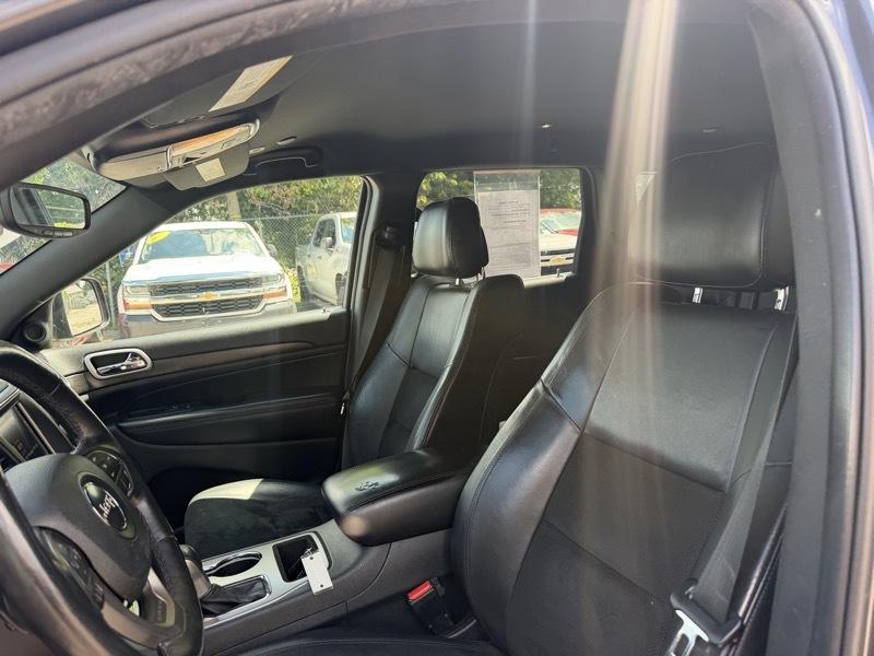 Jeep Grand Cherokee Laredo 4WD 2018
