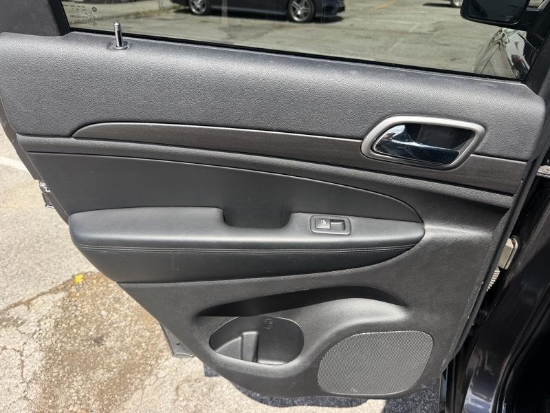 Jeep Grand Cherokee Laredo 4WD 2018