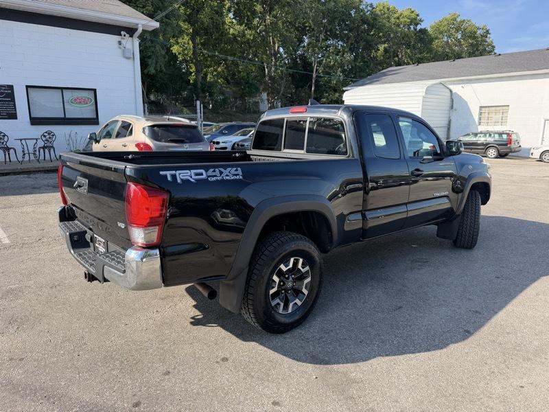 Toyota Tacoma SR5 Access Cab V6 6AT 4WD 2016
