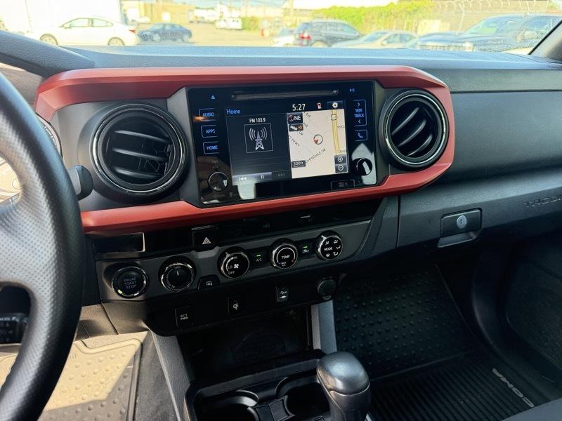 Toyota Tacoma SR5 Access Cab V6 6AT 4WD 2016