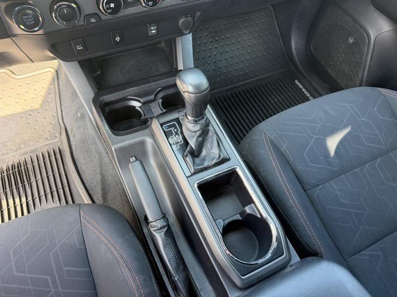 Toyota Tacoma SR5 Access Cab V6 6AT 4WD 2016