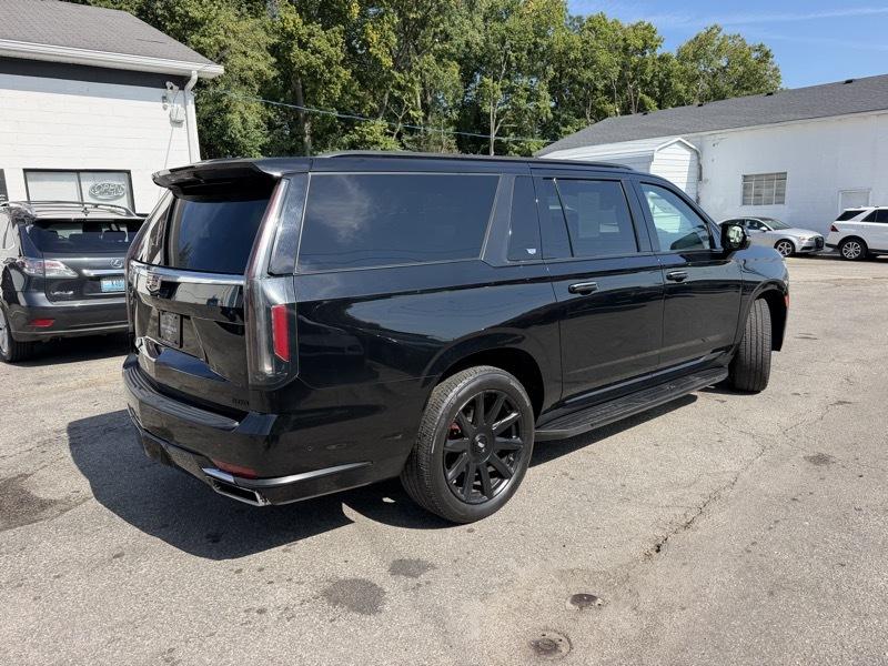 Cadillac Escalade ESV Premium Luxury Platinum AWD 2022