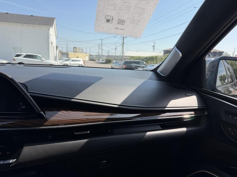 Cadillac Escalade ESV Premium Luxury Platinum AWD 2022