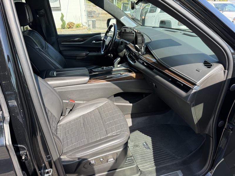 Cadillac Escalade ESV Premium Luxury Platinum AWD 2022
