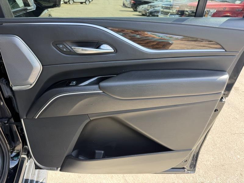 Cadillac Escalade ESV Premium Luxury Platinum AWD 2022