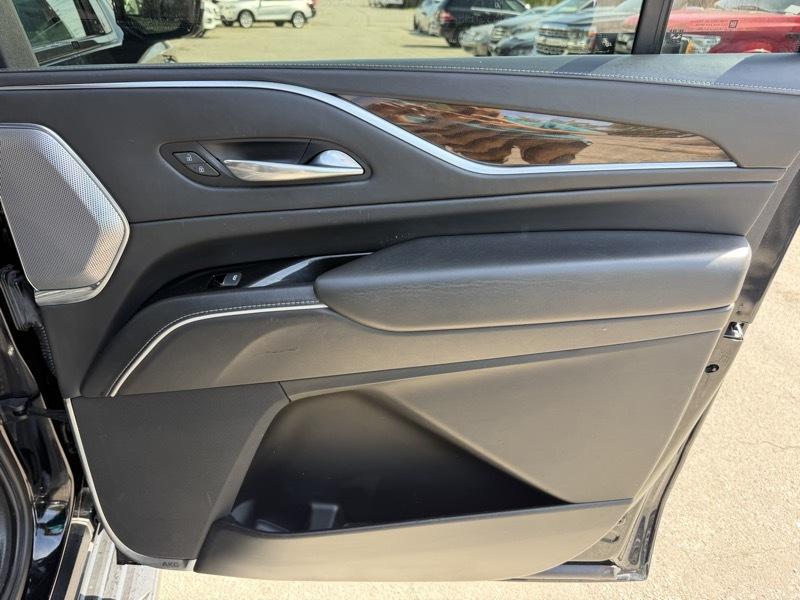 Cadillac Escalade ESV Premium Luxury Platinum AWD 2022