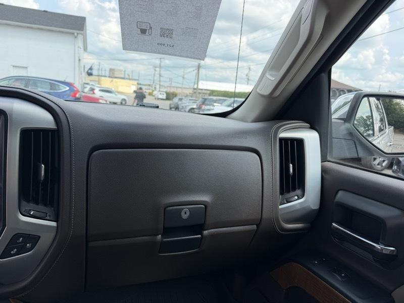 GMC Sierra 1500 SLT Crew Cab Long Box 4WD 2016