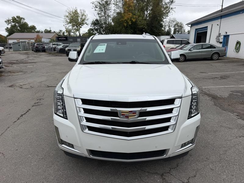 Cadillac Escalade ESV Luxury 4WD 2018