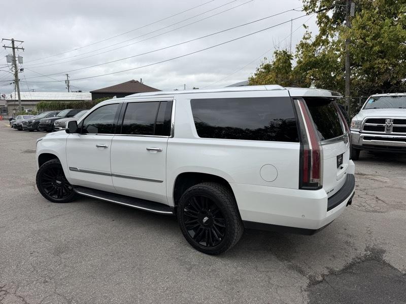 Cadillac Escalade ESV Luxury 4WD 2018