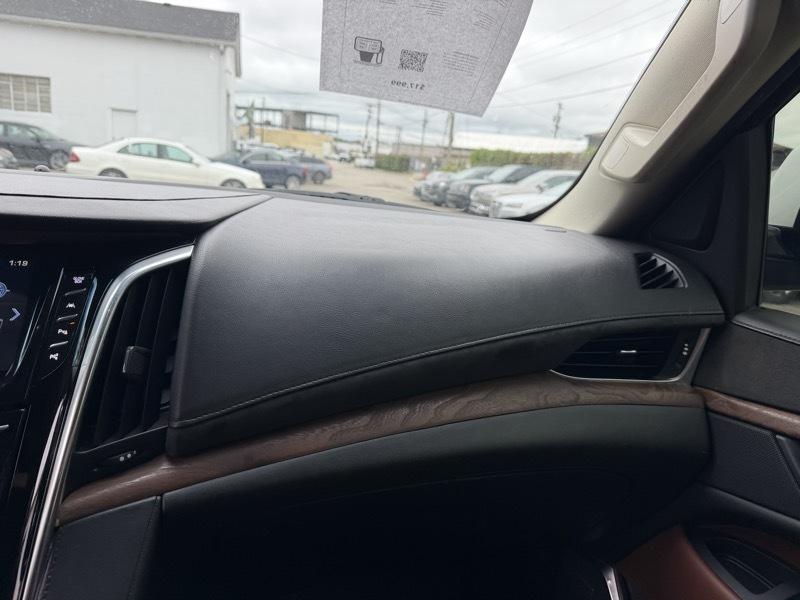 Cadillac Escalade ESV Luxury 4WD 2018