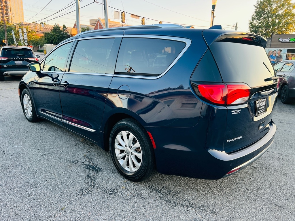 Chrysler Pacifica  2019
