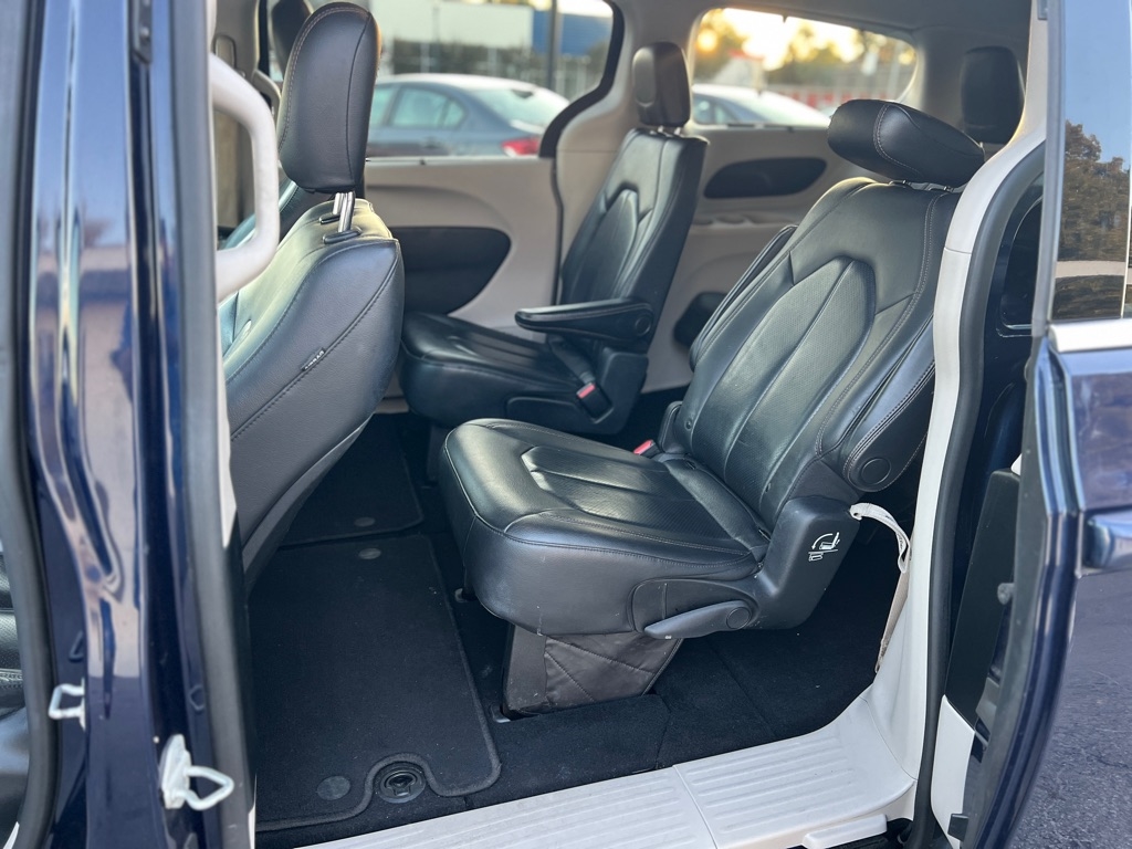 Chrysler Pacifica  2019