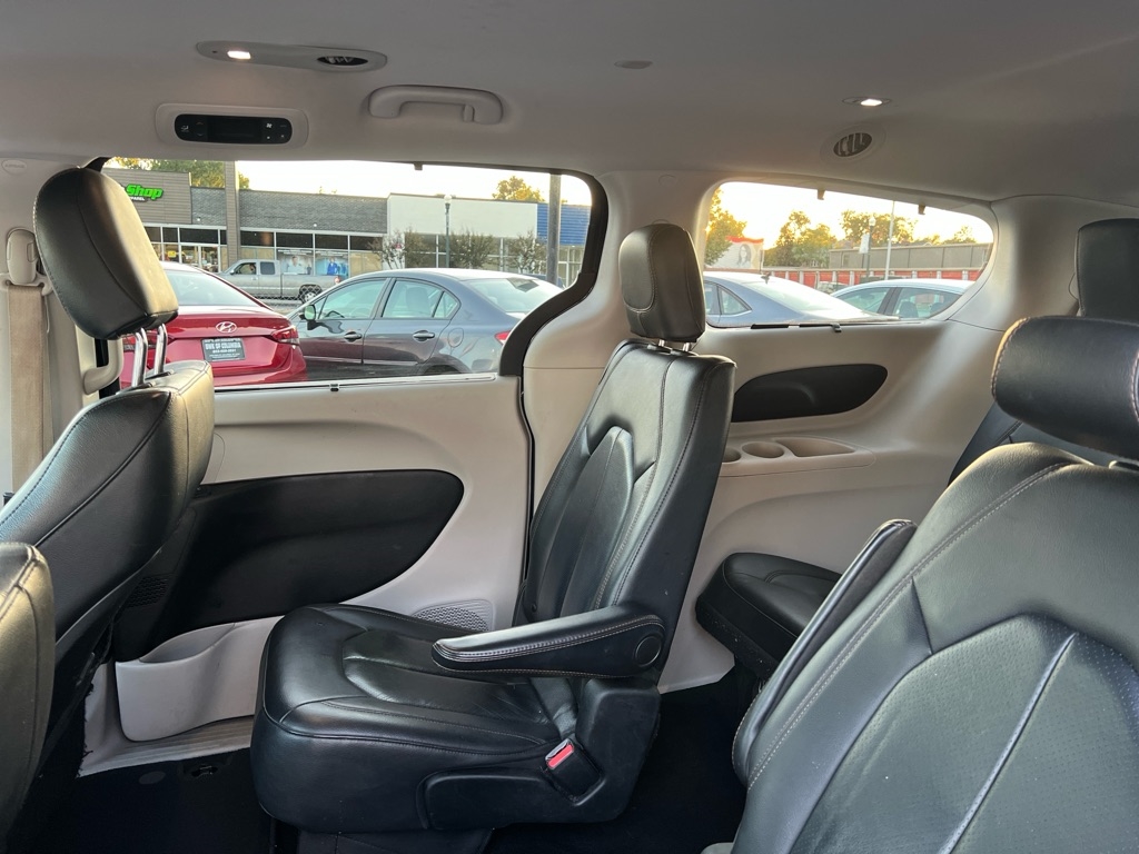 Chrysler Pacifica  2019