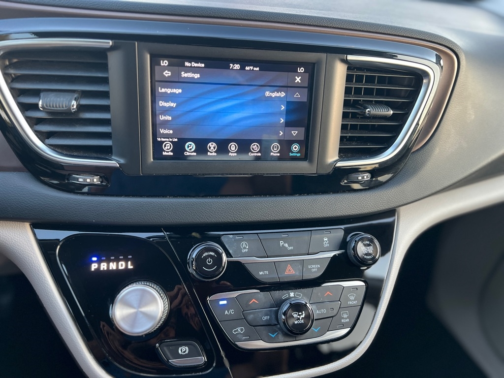 Chrysler Pacifica  2019