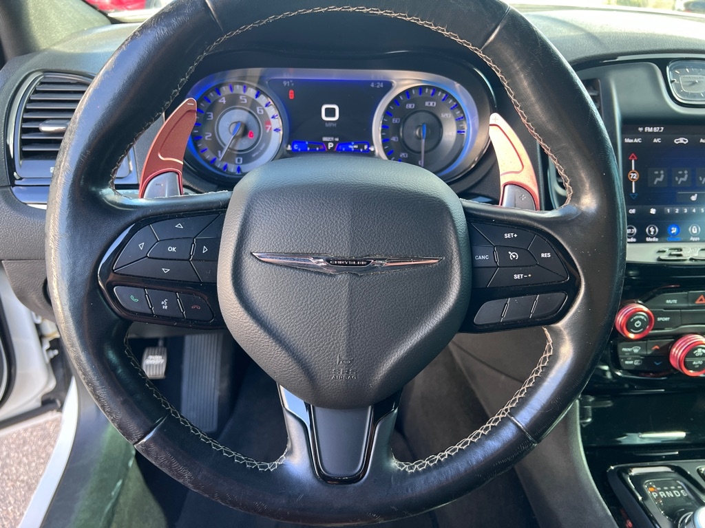 Chrysler 300  2019