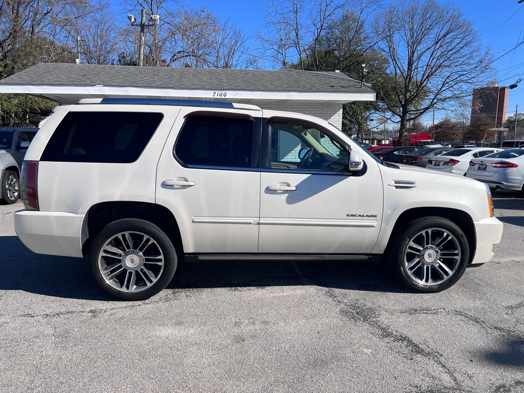 Cadillac Escalade  2012