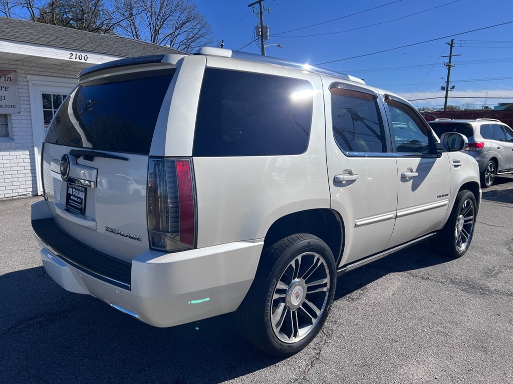 Cadillac Escalade  2012