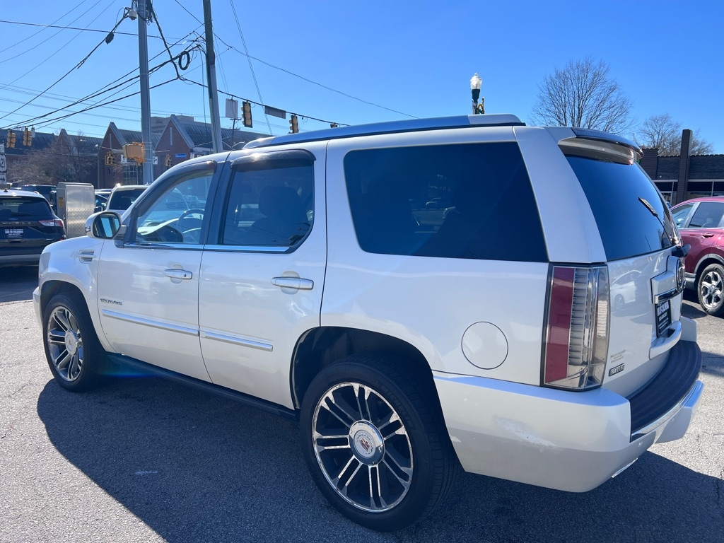 Cadillac Escalade  2012