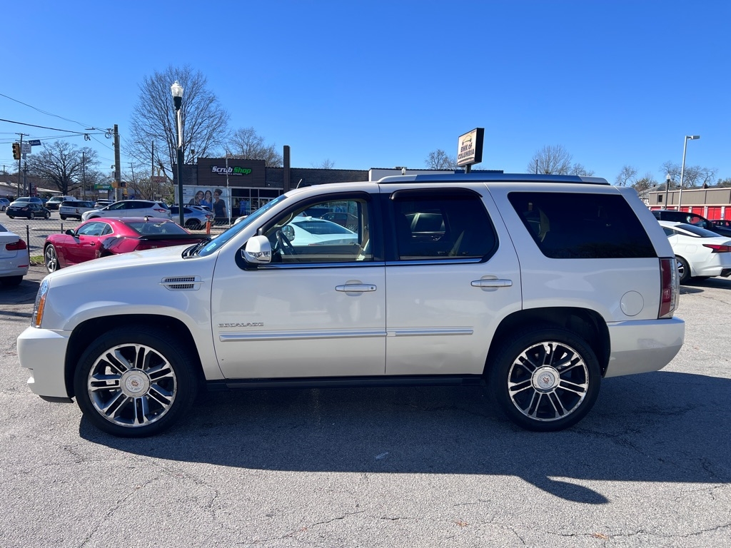 Cadillac Escalade  2012
