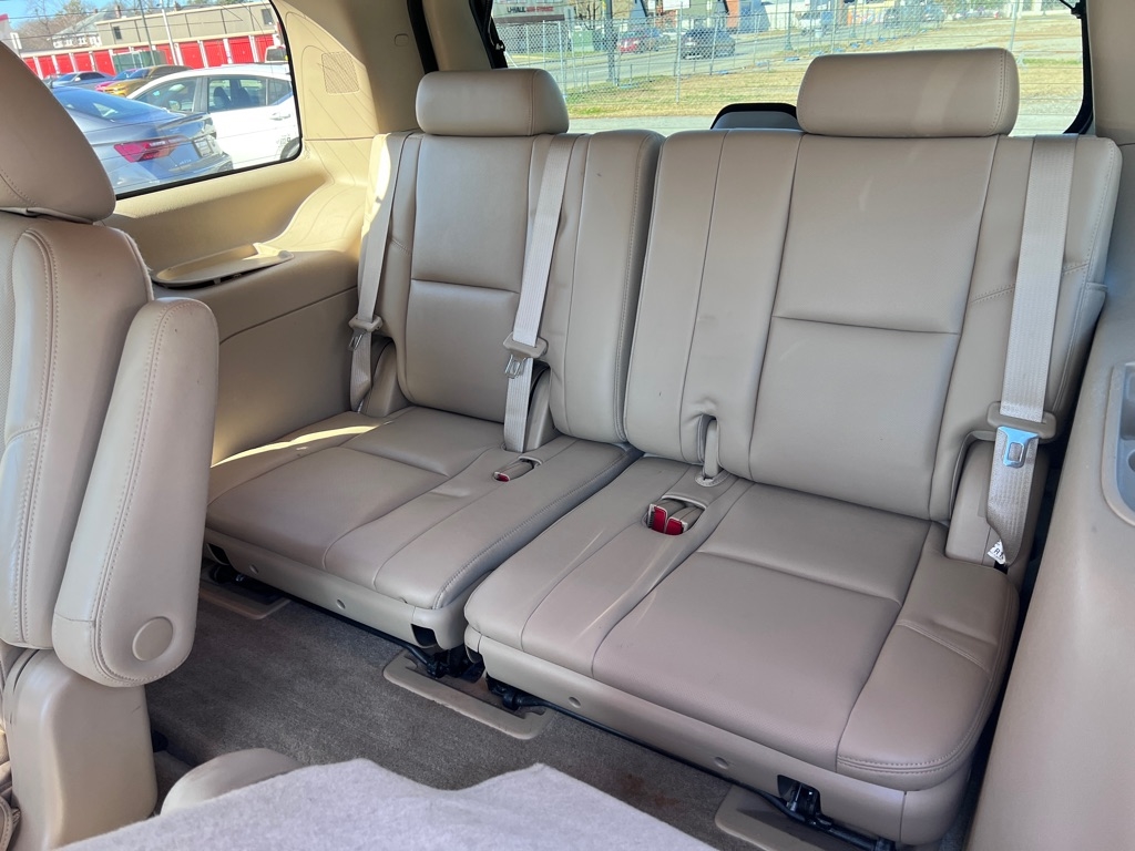 Cadillac Escalade  2012