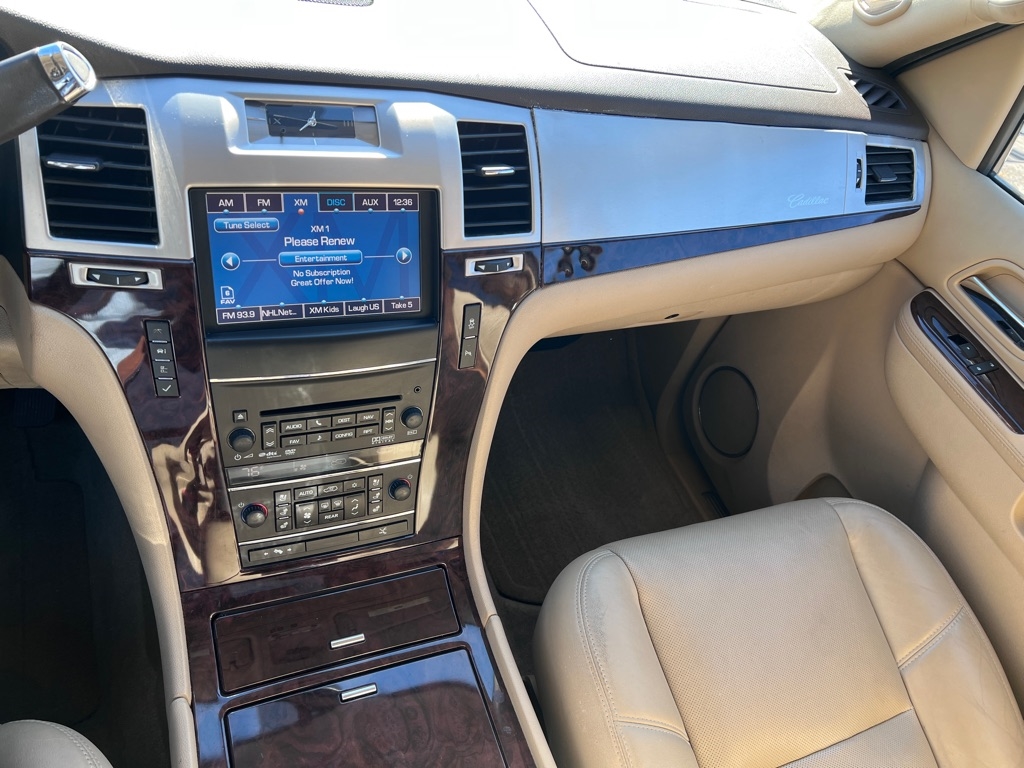 Cadillac Escalade  2012