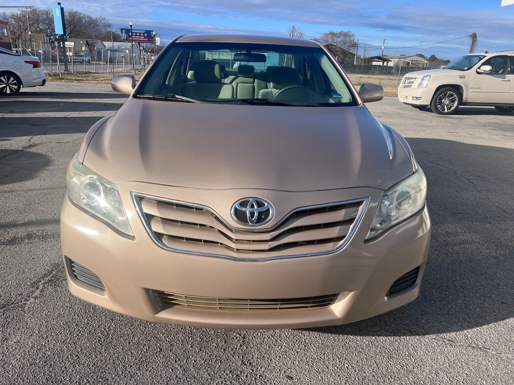Toyota Camry  2011
