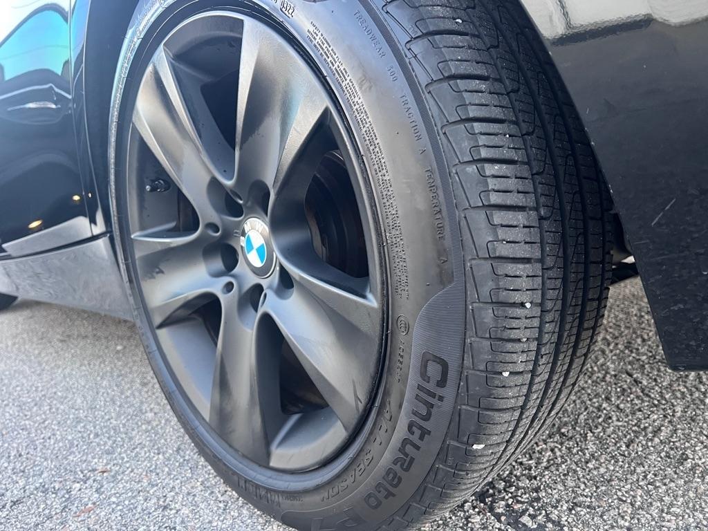 BMW 3-Series  2018