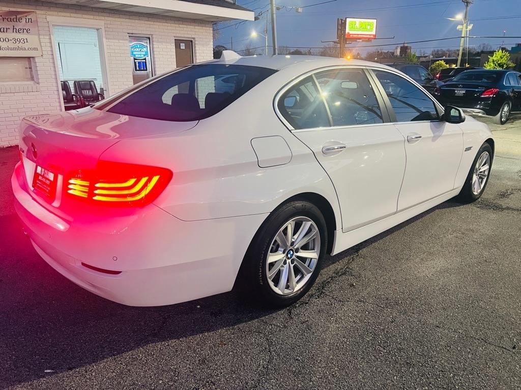 BMW 5-Series 528i xDrive 2015