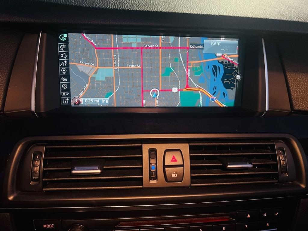 BMW 5-Series 528i xDrive 2015