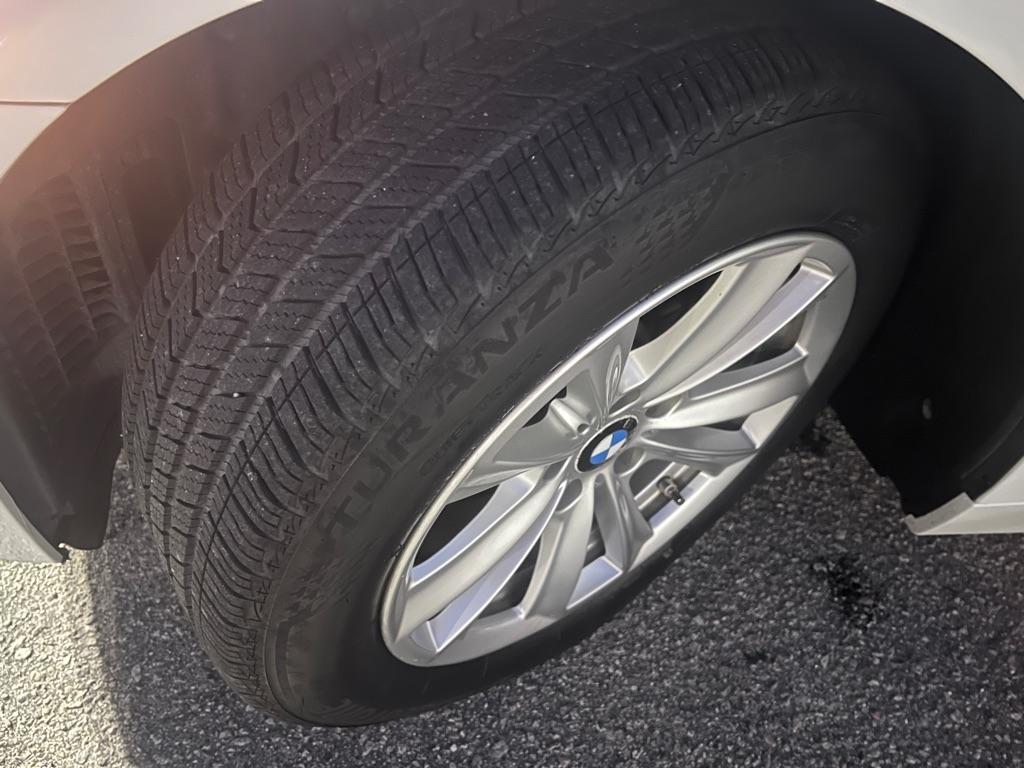 BMW 5-Series 528i xDrive 2015