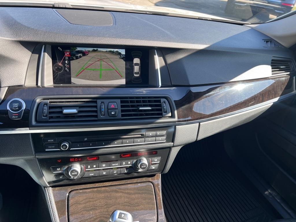 BMW 5-Series 528i xDrive 2015
