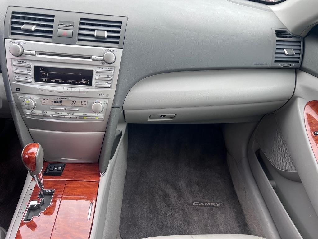 Toyota Camry  2011