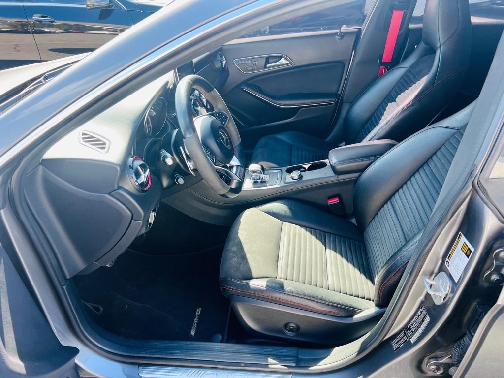 Mercedes-Benz CLA-Class  2015