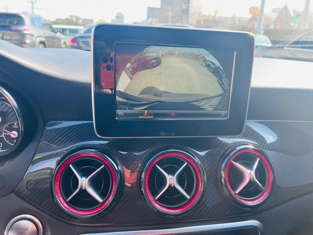 Mercedes-Benz CLA-Class  2015