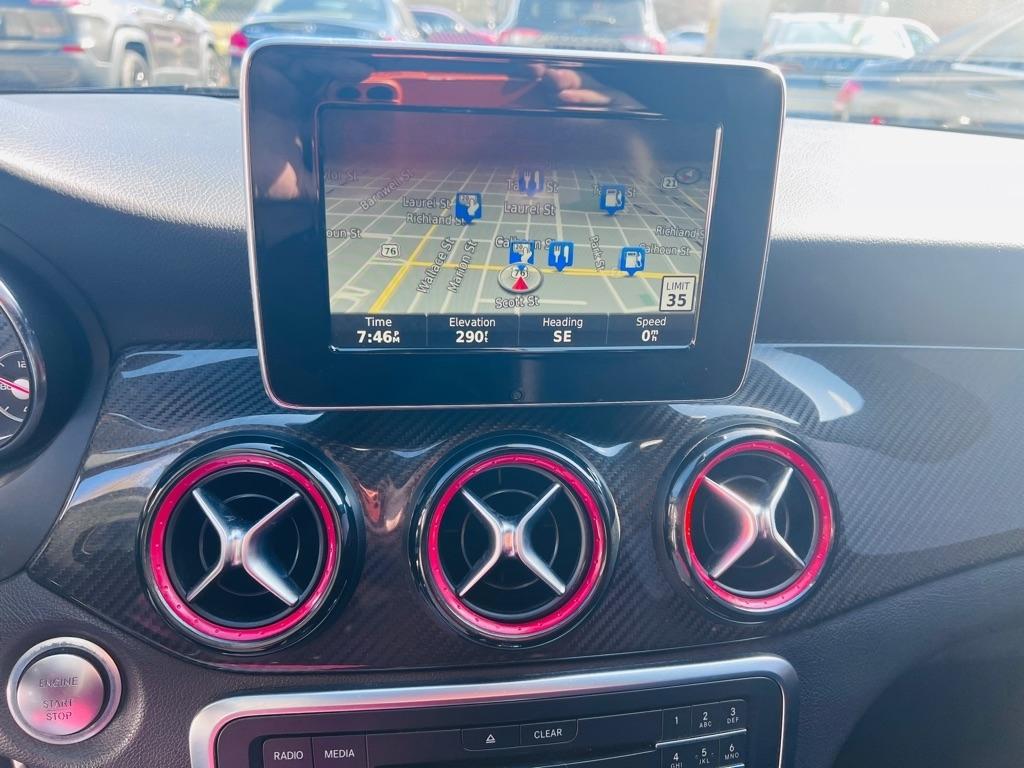 Mercedes-Benz CLA-Class  2015