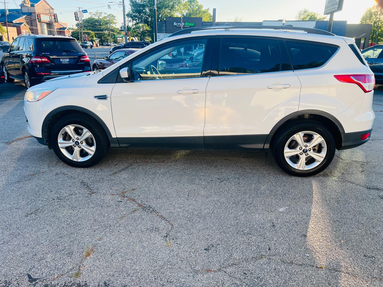 Ford Escape FWD 4dr SE 2013
