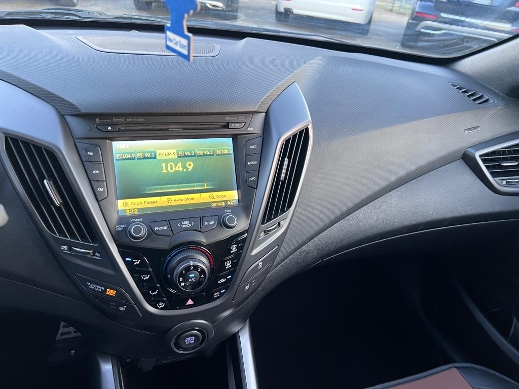 Hyundai Veloster  2016