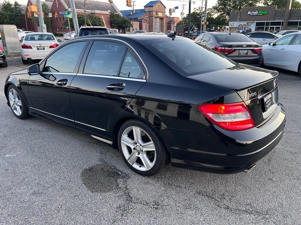 Mercedes-Benz C-Class  2011