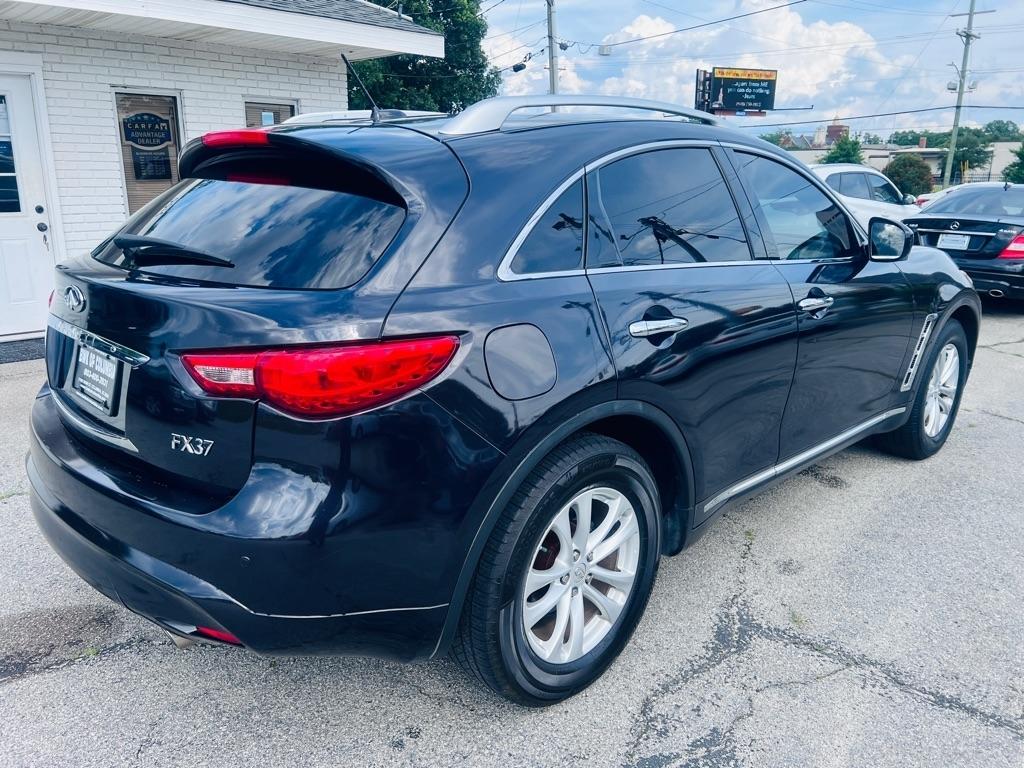 Infiniti FX  2013