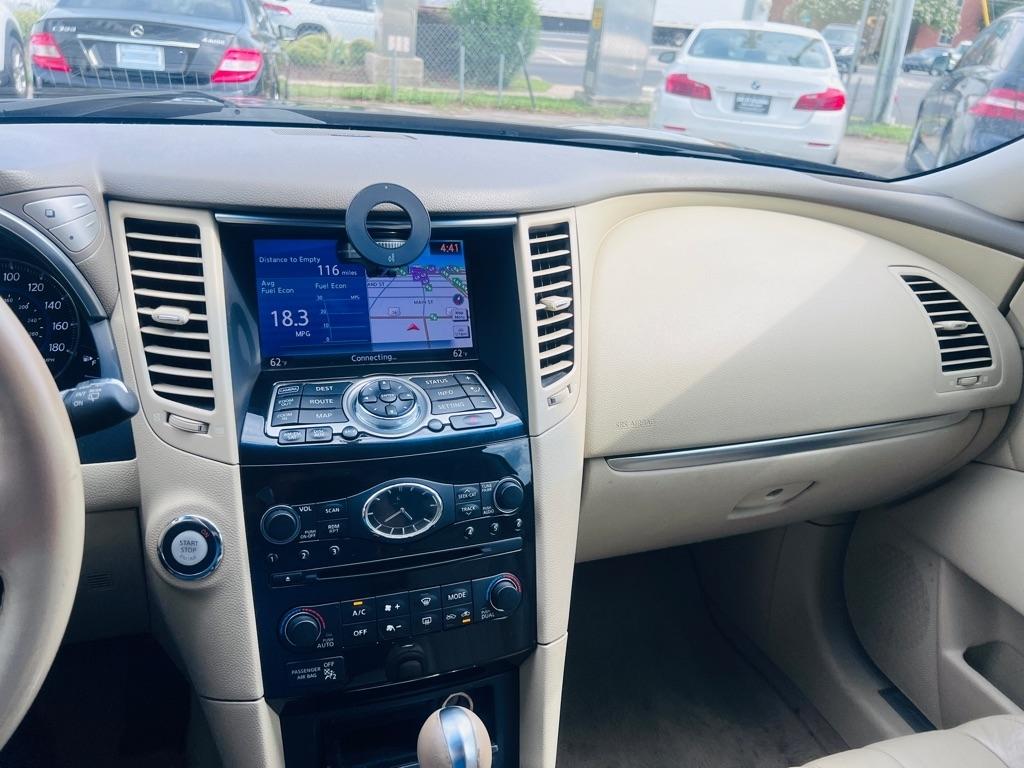 Infiniti FX  2013