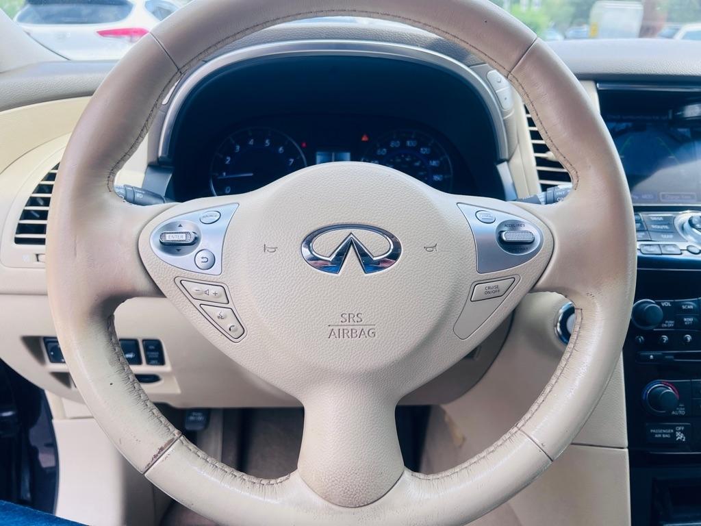 Infiniti FX  2013