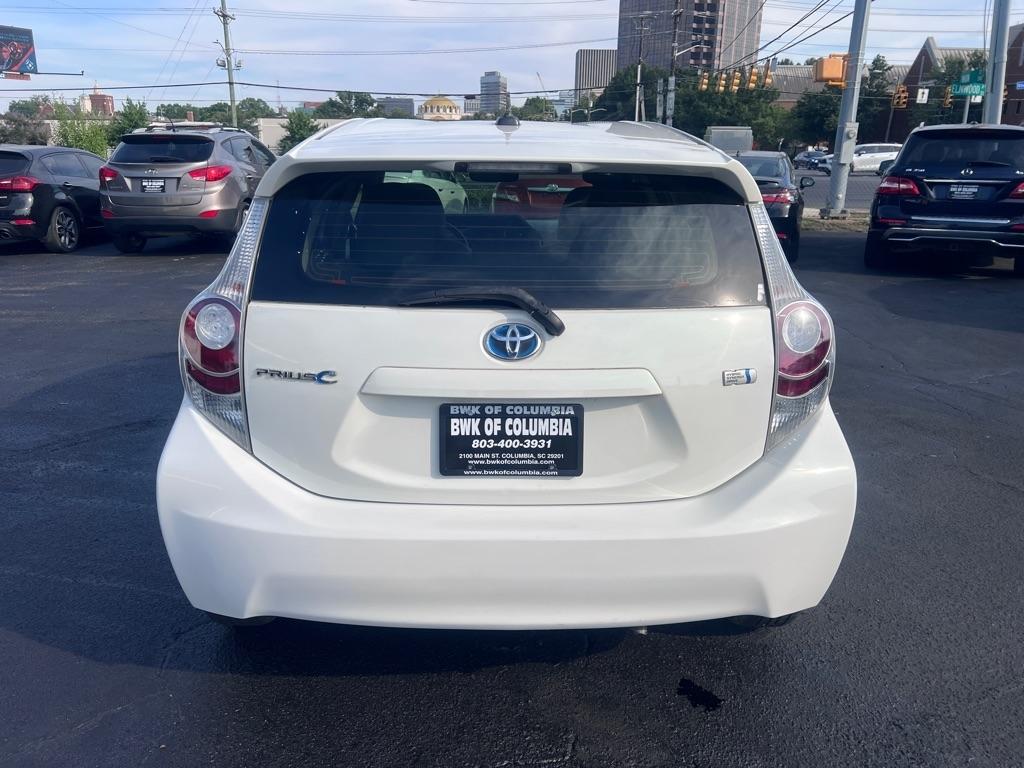 Toyota Prius c  2012