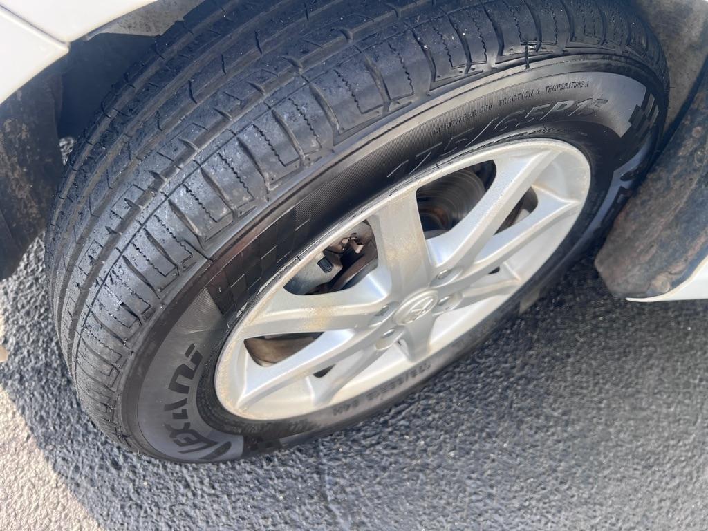 Toyota Prius c  2012