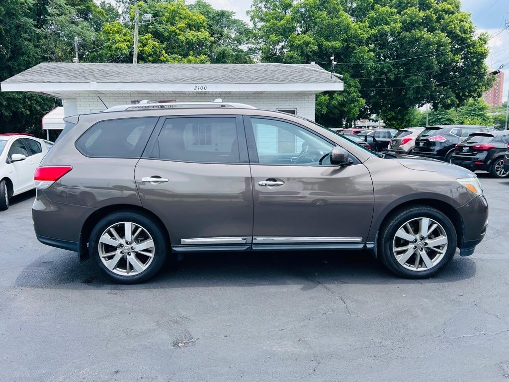 Nissan Pathfinder  2016