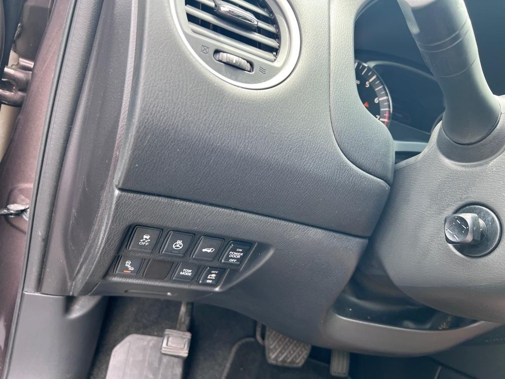 Nissan Pathfinder  2016